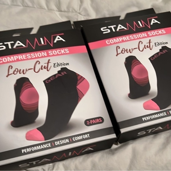 Physics Gear Compression Socks. Womens size L/XL. 4 pairs of socks NWT - Picture 3 of 4